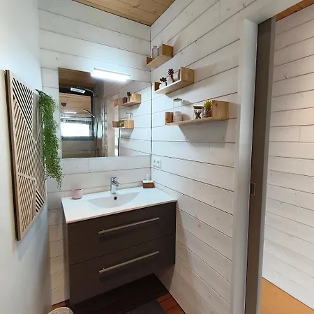 B&B Perchee Avec Vue Imprenable Sur Le De 라카노오세앙